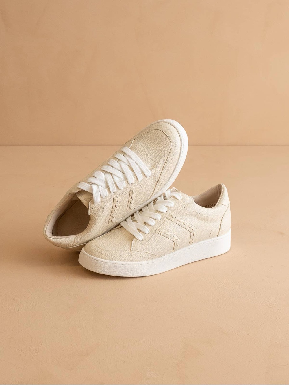 Oasis Society The 365 In Off White Stitch Sneakers